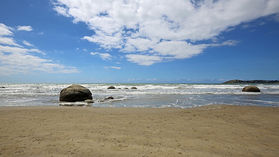 Koekohe Beach.